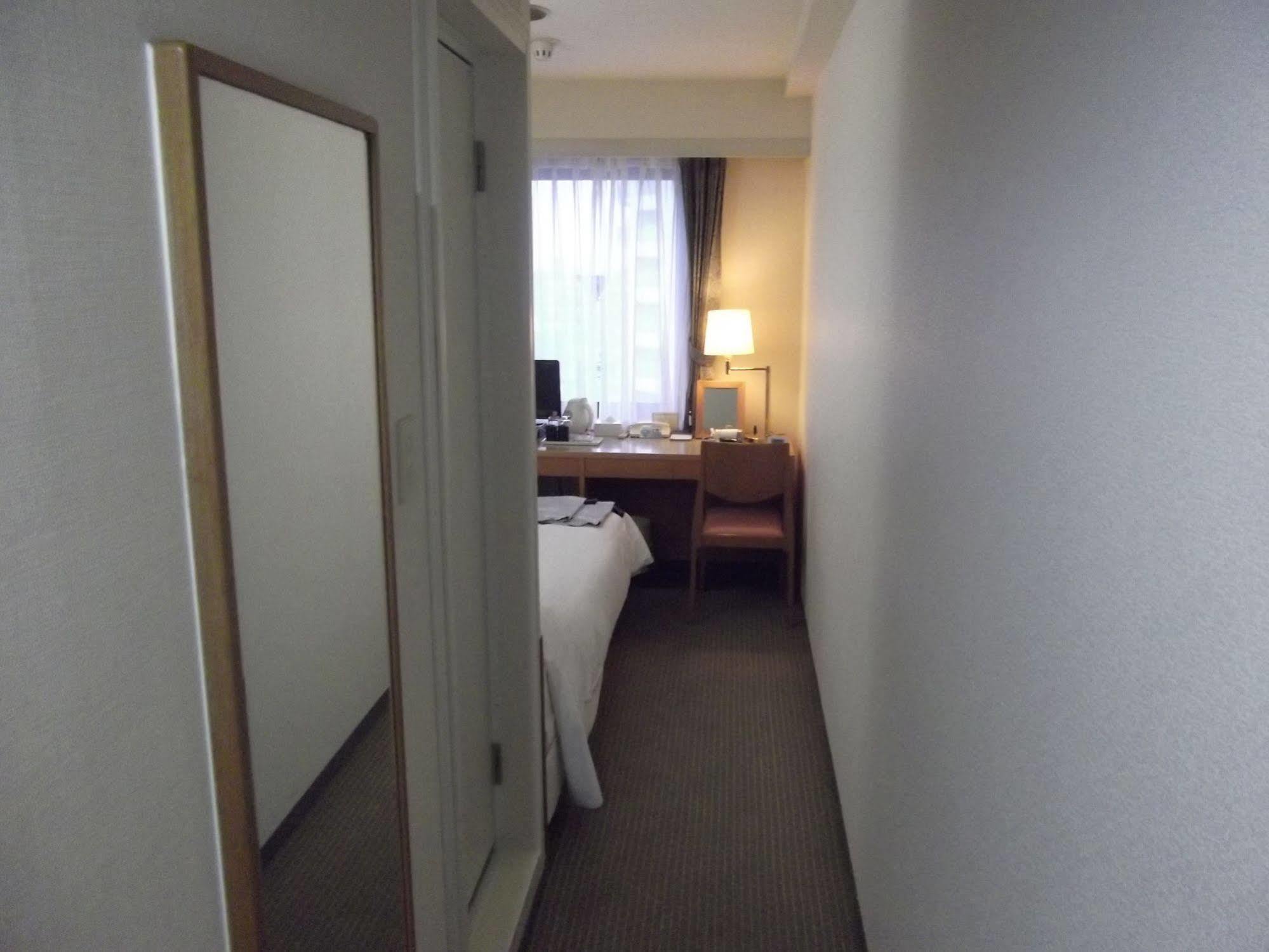 Ichikawa Grand Hotel Kültér fotó