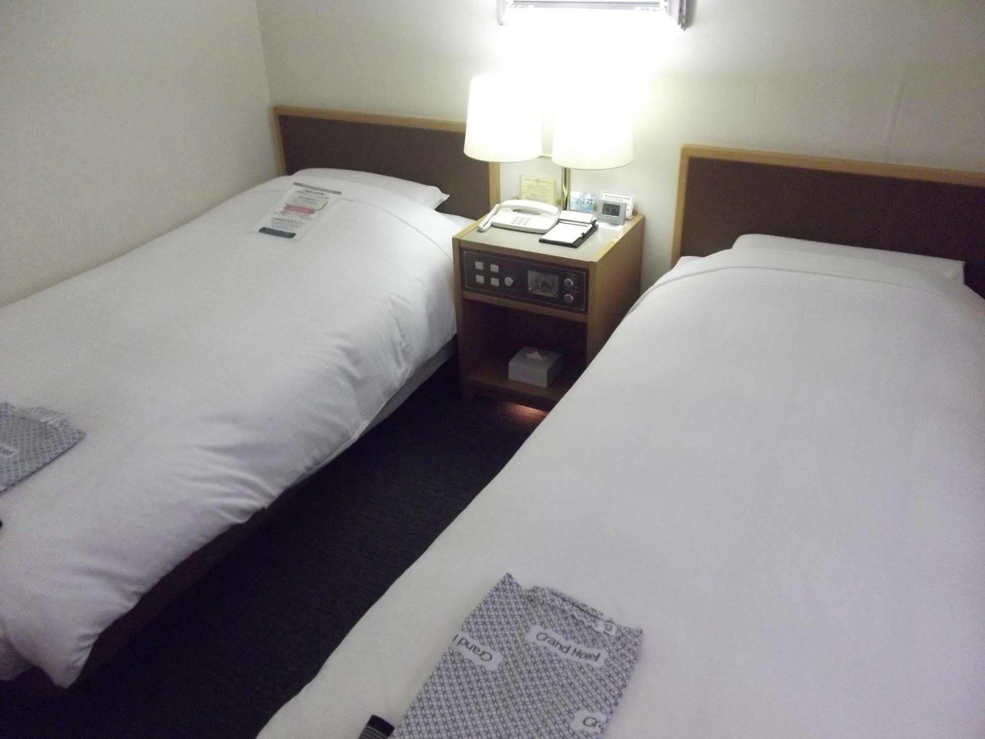 Ichikawa Grand Hotel Kültér fotó